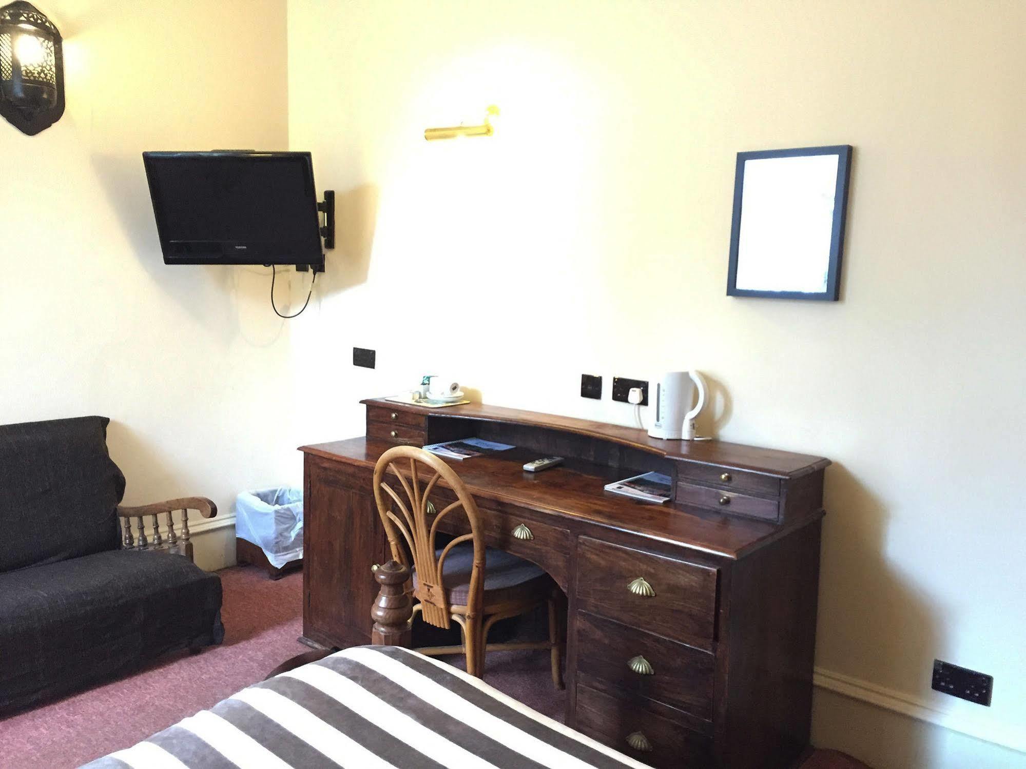 Iholiday Hotel Edynburg Zewnętrze zdjęcie